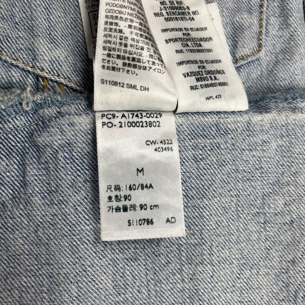 Levi's Premium 90's Trucker Jacket Womens M Fresh As A Daisy Patchwork Jean Coat - Picture 6 of 16